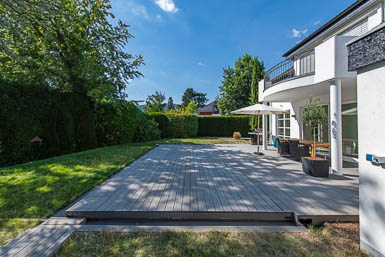 Terrassenerweiterung . Pooldeck